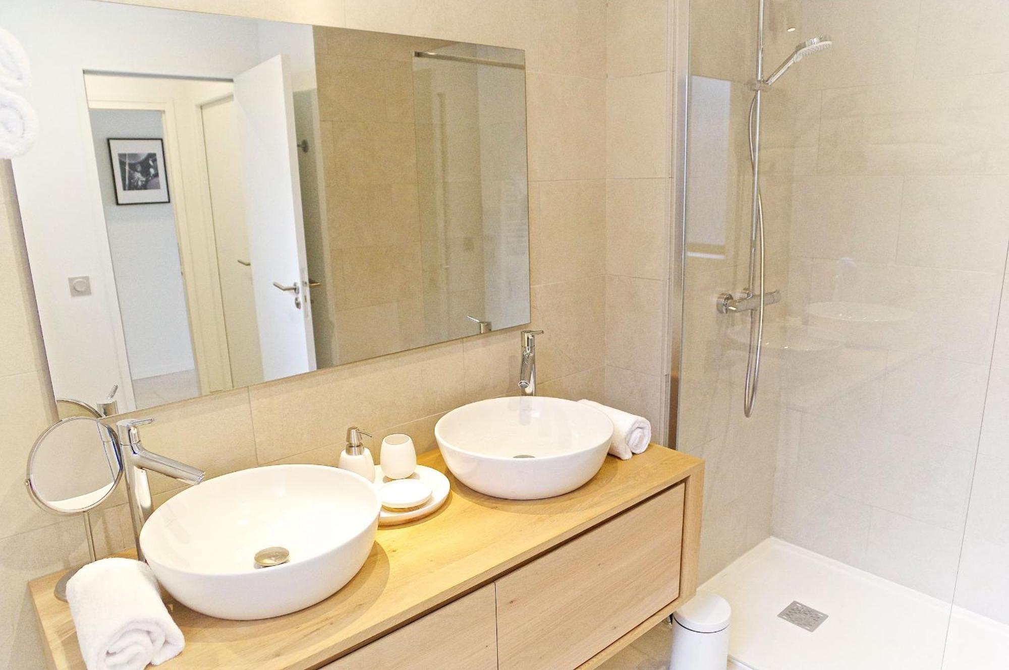 Belle Vue - Vue Exceptionnel Chartrons 2 Chambres Avec Parking Bordeaux Exterior foto